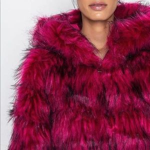 WAY TOOO BIG!!!! 💗